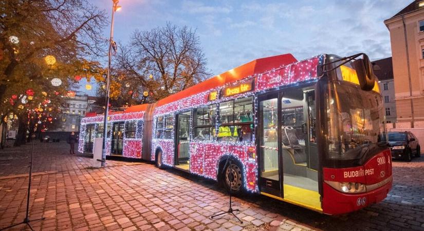 Ma lehet utoljára leadni a cipősdobozokat a Mikulástrolin és más helyeken is