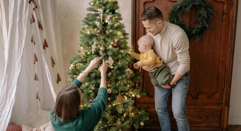 Karácsonyfa tippek: ezekre a helyekre soha ne állítsd a fát!