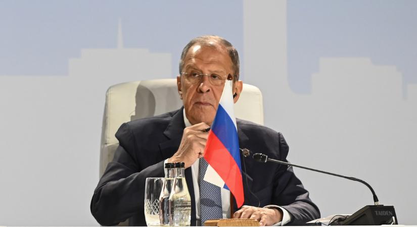Szergej Lavrov szerint Washington megígérte, hogy Ukrajna lemond a területeinek egy részéről