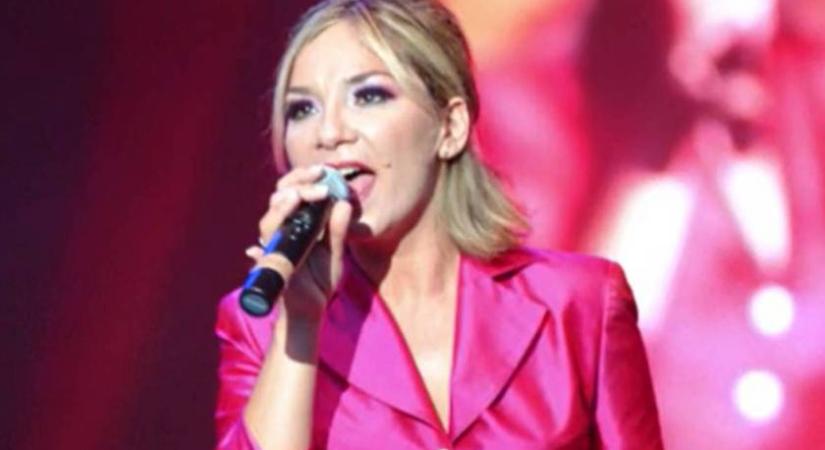 A 2000-es évek szépséges szőke énekesnőjeként imádta az ország: 53 évesen ritkán szerepel a képernyőn