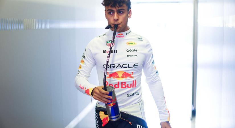 Bearman figyelmeztette Lindbladot: „Kemény beavatás” vár rá az F1-ben