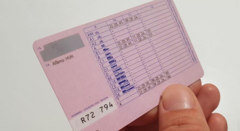 Januártól nagy változás jön a B kategóriás jogosítványokkal kapcsolatban