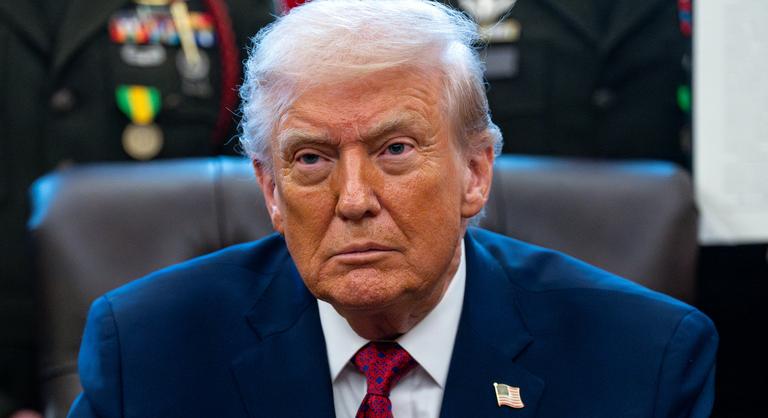 Történelmi nagyságú tengeri blokádot rendelt el Donald Trump Venezuela körül