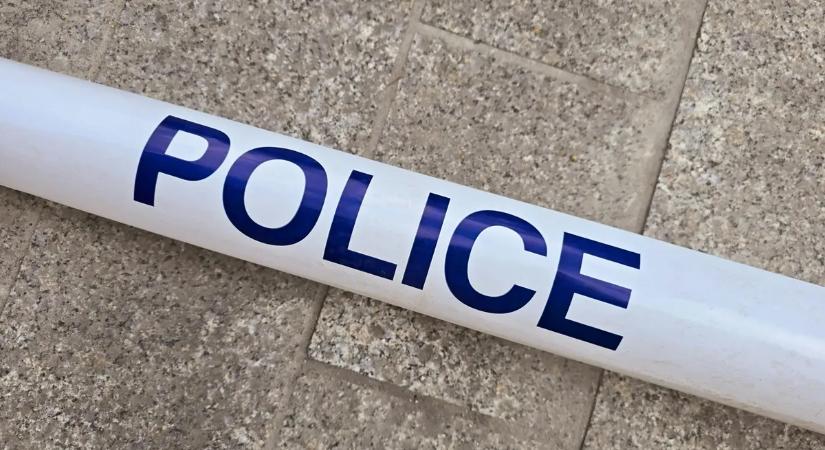 Lecsaptak a rendőrök a Kossuth Lajos utcában, igazoltatás során került elő a drog