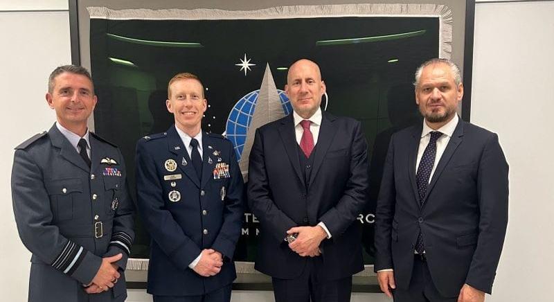 Máris van nyertese Orbán és Trump nagy fegyverüzletének