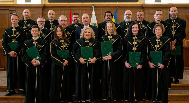 Új professzorok a Debreceni Egyetemen