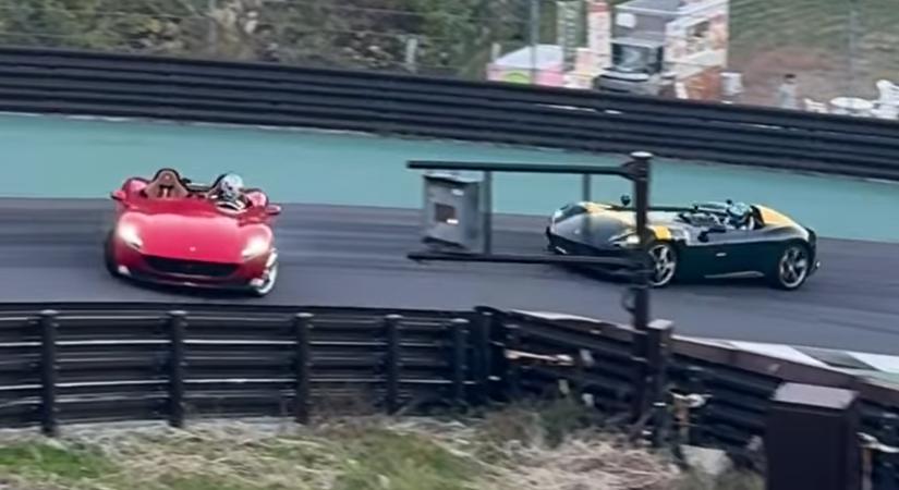 Így kell használni két milliárdokat érő Ferrarit, akkor is, ha hajszálon múlik az ütközés