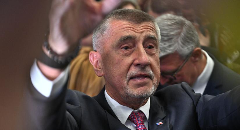 Az amerikai elnök üdvözölte Andrej Babiš cseh kormányfőt újraválasztása alkalmából