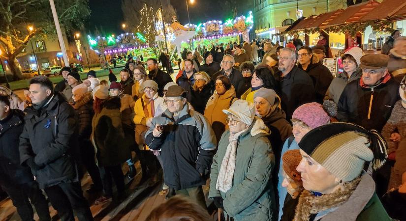 Programokban gazdag adventi hétvége elé nézünk