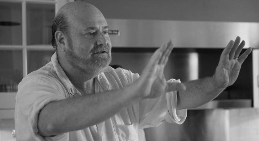 Vádat emeltek Nick Reiner ellen a szülei, Rob és Michele meggyilkolásásért: Akár halálbüntetést is kaphat