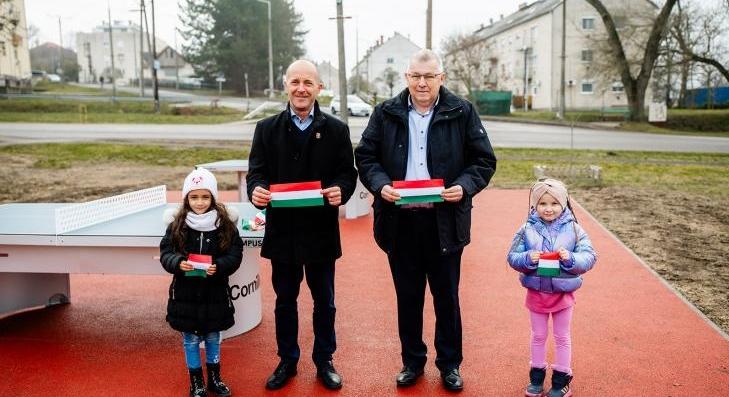 Elkészült a játéktérfejlesztés és a két útfejlesztés 