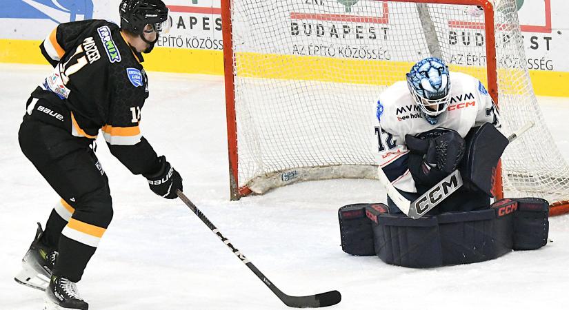 A Final Fourba pályázik a DEAC