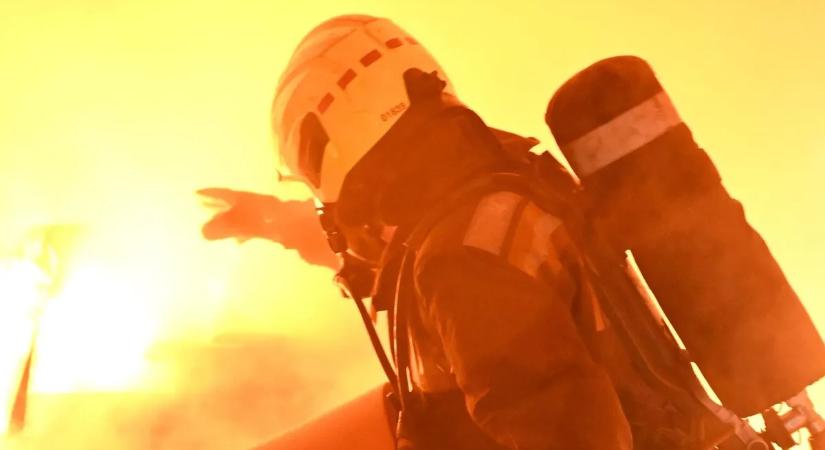 Benzinnel gyújtott be a kályhába, füstbe ment a karácsony