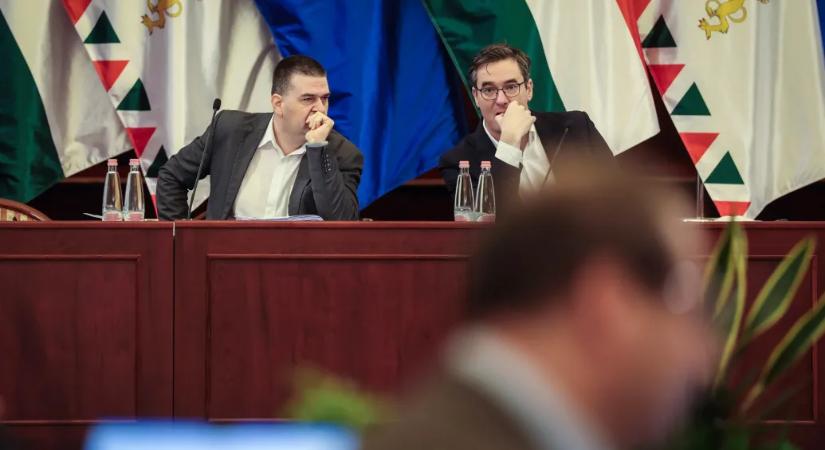 Reméljük, hogy az ország még tartalmaz jogállamot – a 2026-os költségvetésről vitáznak a fővárosi képviselők