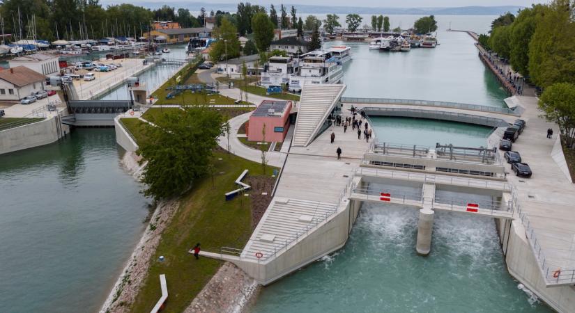 Felfigyelt a világ a Balaton fővárosára: rangos nemzetközi díjat söpört be a Sió-zsilip