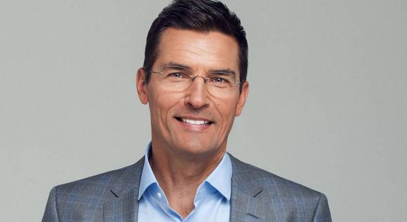 A magyar műsorvezető nagypapa lett: lánya ajándékozta meg első unokájával