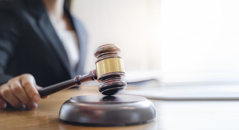 Nem kell börtönbe mennie a gyerekekkel erőszakoskodó dunavecsei iskolaigazgatónak