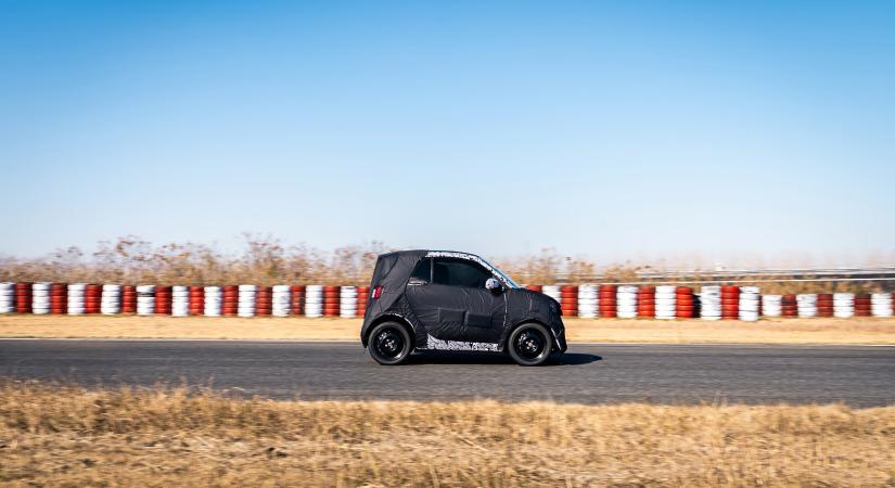 Vissza a kezdetekhez: már teszteli új kisautóját a Smart