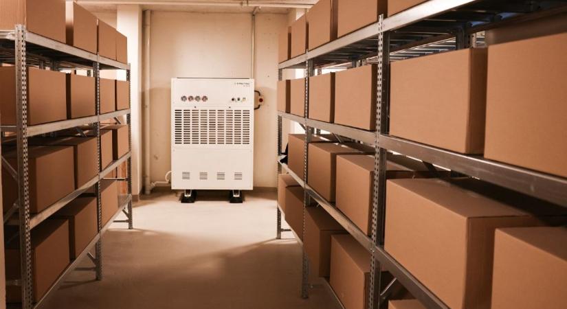 Vizsgálat indulhat az eltűnt karácsonyi ajándékok miatt – bajban az ország egyik legnagyobb kézbesítő-vállalata