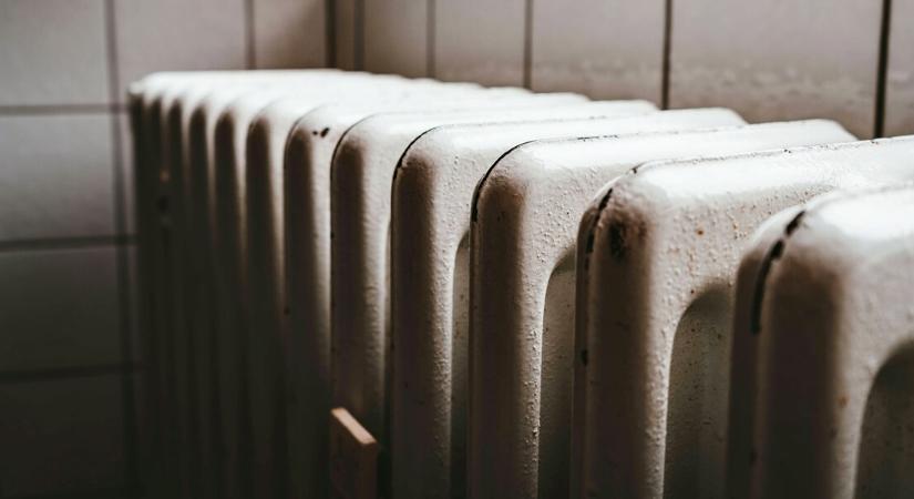 Tévedésben él a legtöbb magyar: így állítsd be a fűtést éjszakára, hogy ezreket spórolj a számlán