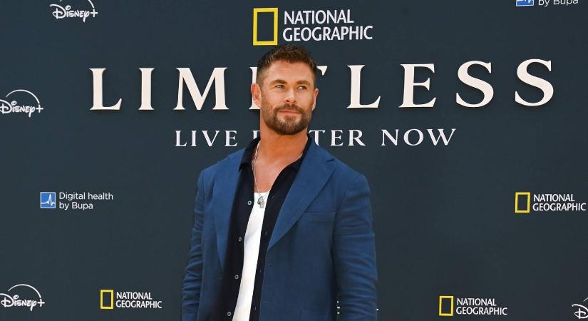 Chris Hemsworth elárulta az apukája első tüneteit Alzheimer-kór diagnózisa előtt
