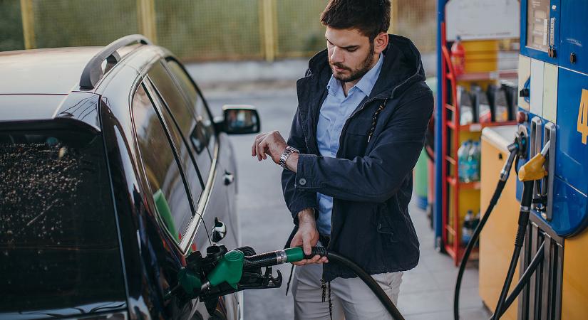 Vizes benzin, halott motor - így kaphat kártérítést a totálkáosz után