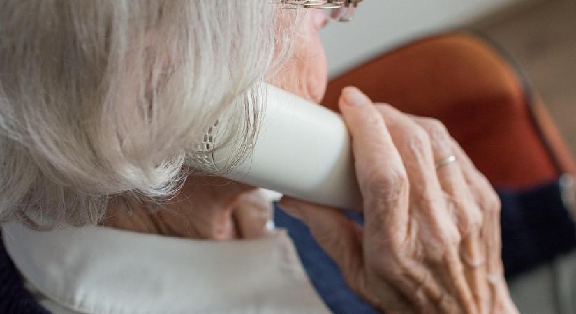 Vigyázzon, így lopják el a pénzét a csalók karácsony előtt