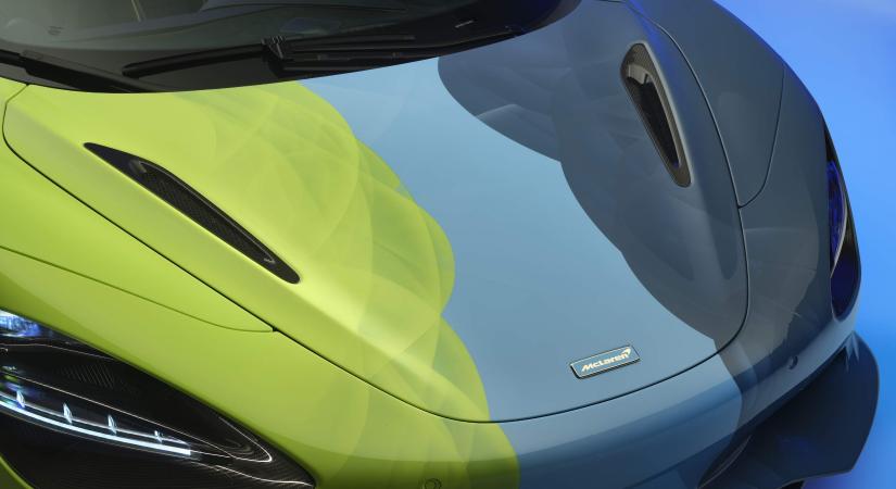 Nem az arany az igazán ütős ezen a sportautón