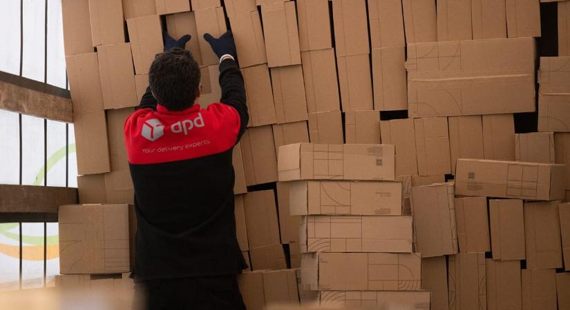 A fogyasztóvédelem rászállt a futárcégekre a karácsonyi káosz miatt