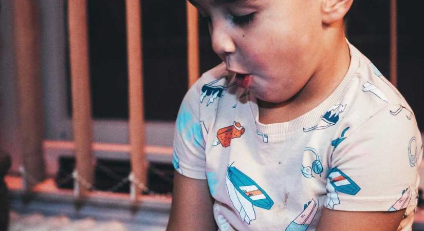 „Na, szia, mentő!” – Az édesanyját megmentő, hős kisfiú elmondta, mi szeretne lenni, ha nagy lesz