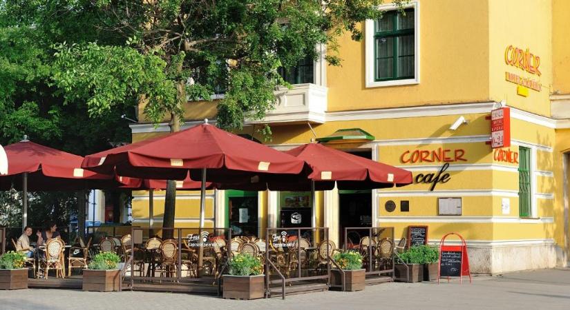 Dunaújvárosban már Bitcoinnal is fizethetsz a Corner Hotelben