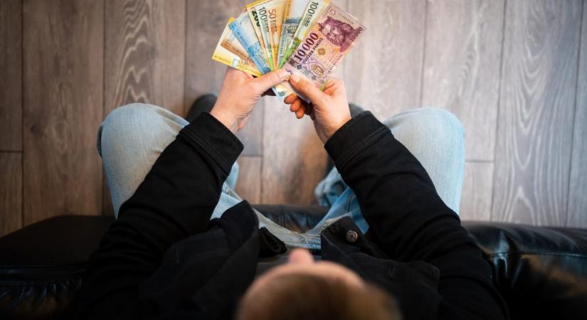 Forinterősödést hozhat a Tisza-győzelem, gyengülést, ha újráz a Fidesz, jósolja a Bank of Amerika