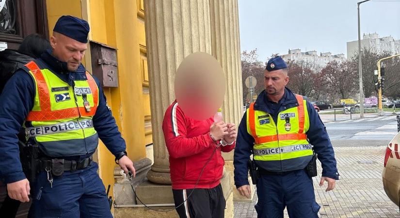 Autósüldözés Fejérben: szemtanúkat keres a rendőrség