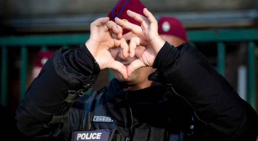 Súlyos betegséggel küzdő nyergesújfalui rendőrnő kezelésére gyűjtenek