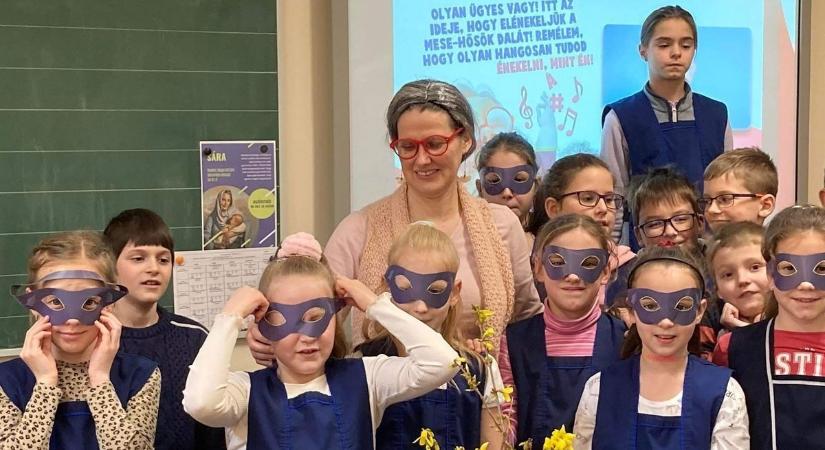 Na, szia mentő! Így tanulják meg a zalai fiatalok, hogyan hívjanak segítséget