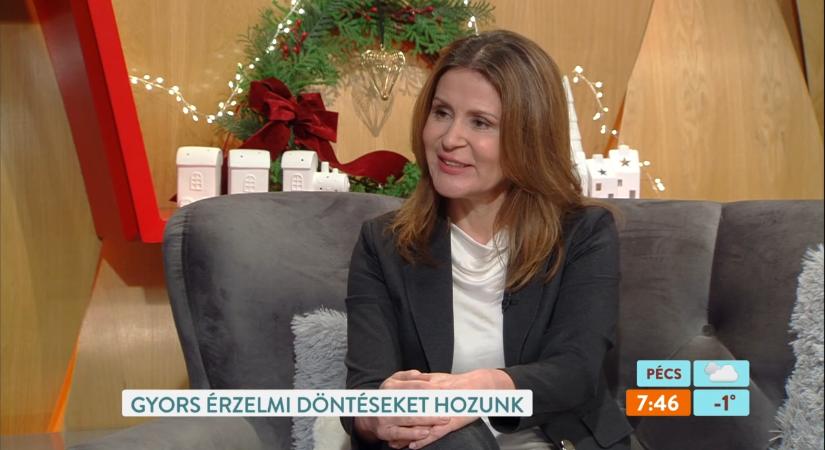 Dr. Berczik Krisztina tanácsai az ünnepi online csalások megelőzésére