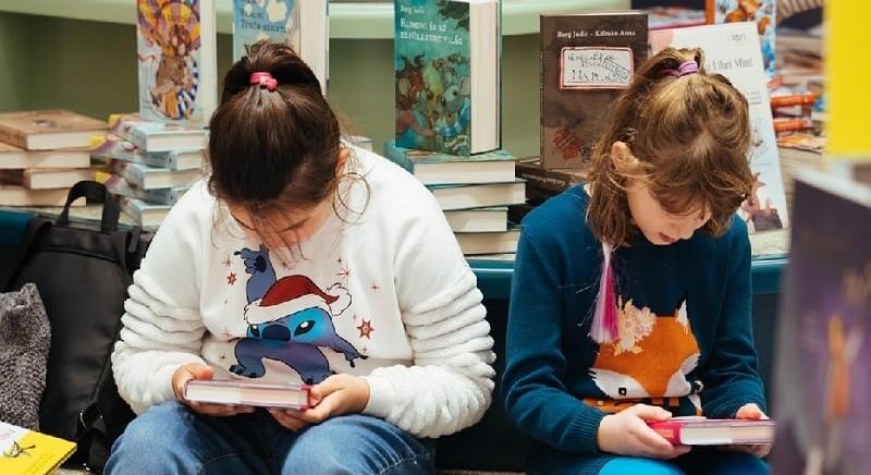 Ugyanazokért a témákért rajonganak a kamaszok, mint szüleik és nagyszüleik?