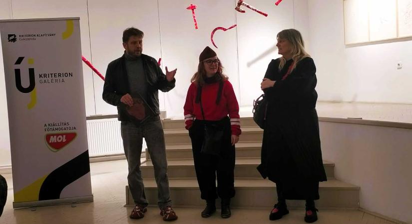 Magdalena Pelmuș tárlatával zárta az évet a csíkszeredai Új Kriterion Galéria