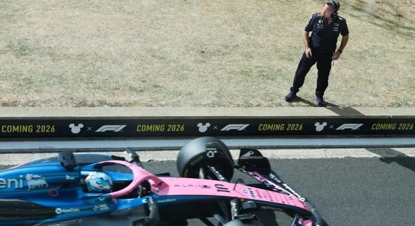 Meglepő helyen és új szerepkörben térhet vissza a Red Bull kirúgott csapatfőnöke