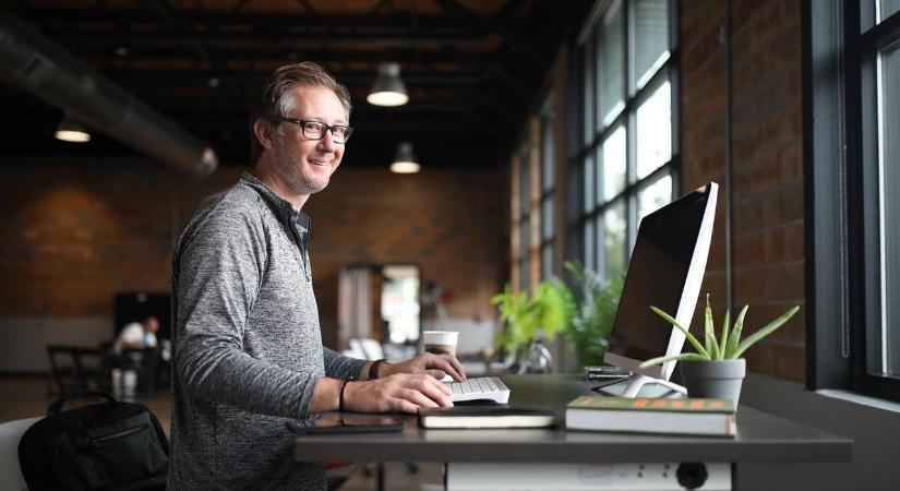 Őszül a párod? Ezekkel a tippekkel segíthetsz neki!