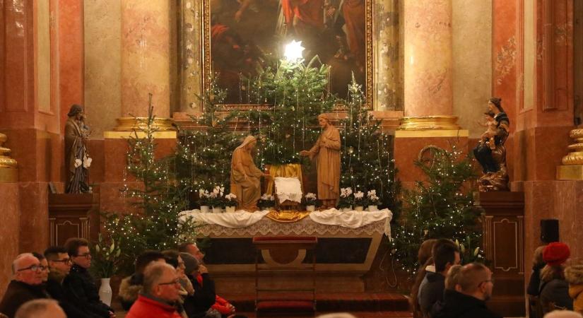 Itt a szombathelyi székesegyház ünnepi miserendje