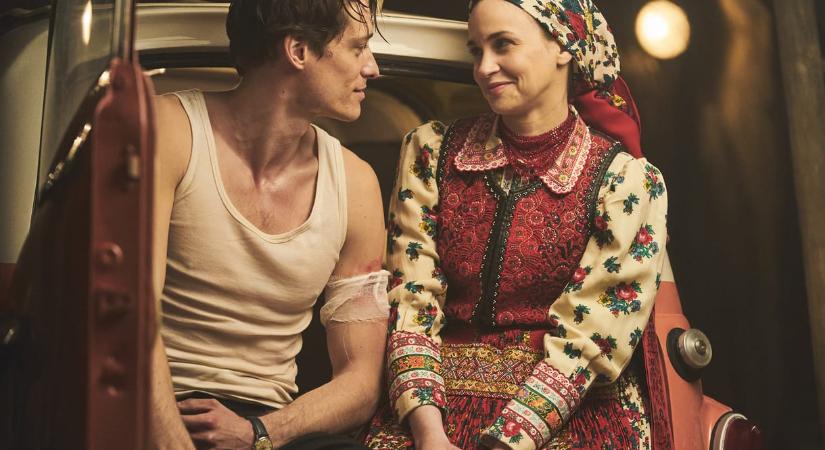 A NER-ről sokat elmondó módon rendezett filmet a Filmintézet igazgatója, Káel Csaba, itt az előzetes