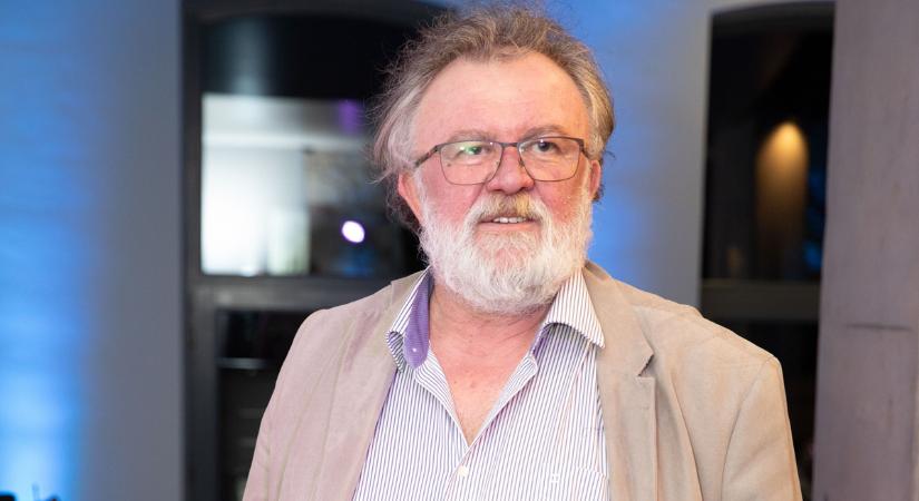 Közel húsz év után felhagyott a szinkronnal Csuja Imre: „Elhasználódtam annyi év alatt”