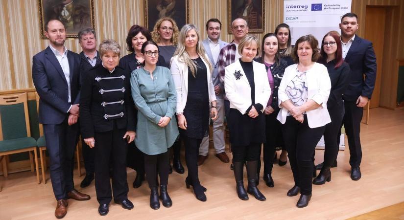 Nők a digitális térben – zárókonferenciával ért véget a DIGAP projekt