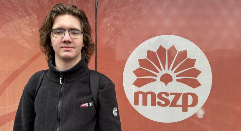 Egy 18 éves fiút indít az MSZP képviselőjelöltként a siófoki körzetben