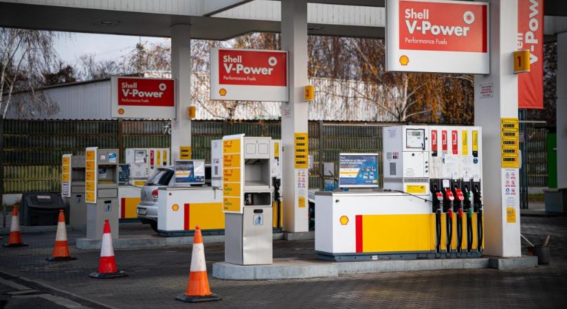 Kiderült, hogy kerülhetett benzin mellett víz is a kocsik tankjába a balatonkeresztúri Shell kúton