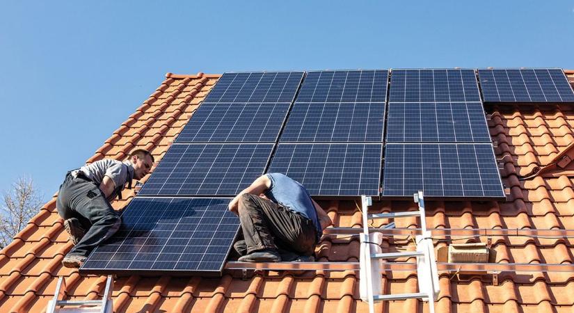 Januárban jön az új pályázat – milliókat igényelhetnek a magyar háztartások