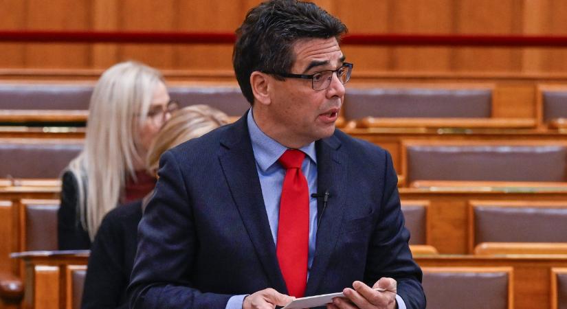 „Az orosz vagyon elkobzása közelebb löki Európát a háborúhoz” – rendkívüli ülés a parlamentben