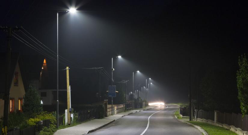 Magyar Falu Program: 11 település kap új, energiatakarékos közvilágítást Bács-Kiskunban