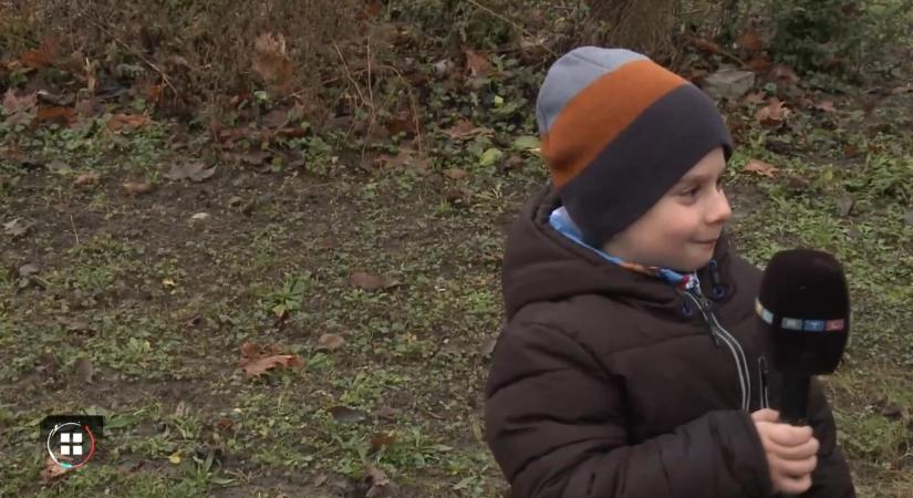 „Na, szia Mentő!” – mémmé vált az RTL riportjában szereplő kisfiú köszönése